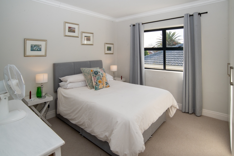 3 Bedroom Property for Sale in Claremont Western Cape